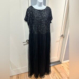 Adrianna Papell Black Sequin Black Tie Gown 20W